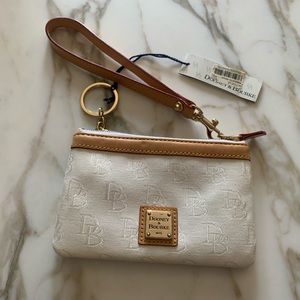 Dooney & Bourke Medium Wristlet